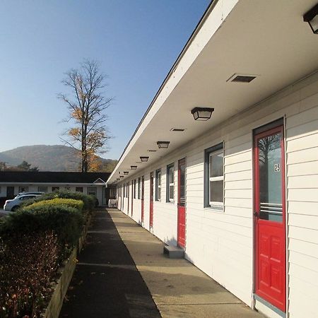 Monument Mountain Motel Great Barrington Kültér fotó